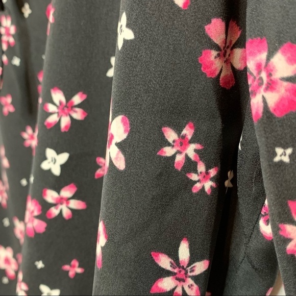 Cupcakes and Cashmere - Black Odele Printed Crepon A-line Dress - Picture 7 of 9